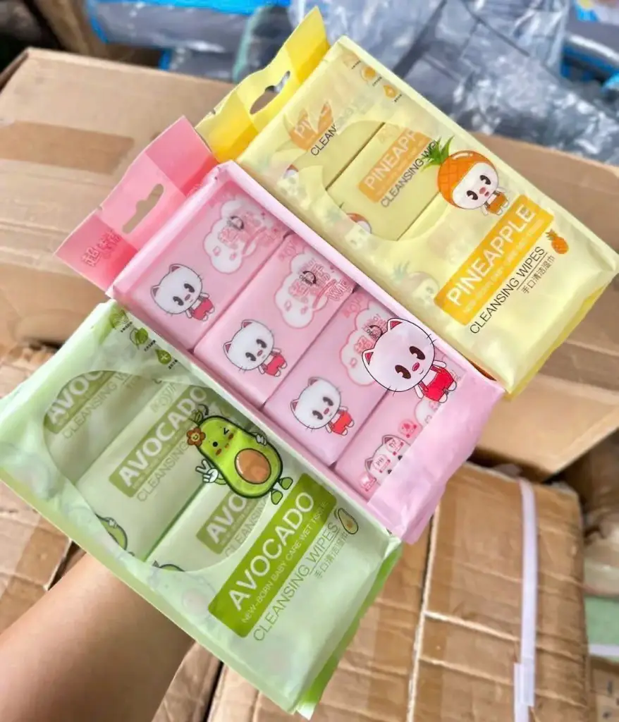 KHĂN ƯỚT BỎ TÚI