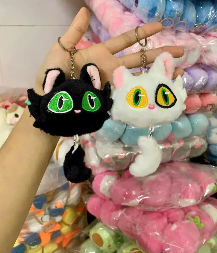 MÓC KHOÁ MẶT MÈO