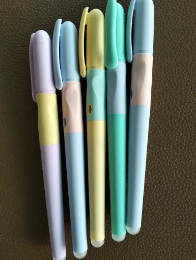 [P0050] bút mực xoá 001