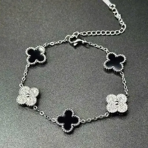 [P0373] LẮC TAY CỎ 4 LÁ